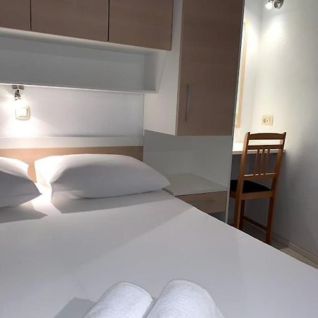 Apartments Center Baška Voda Extérieur photo